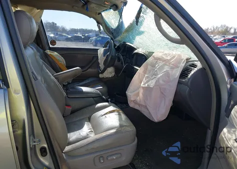 2007 Toyota Sequoia Sr5 V8 z USA, uszkodzony, nr VIN 5TDZT34A07S297250